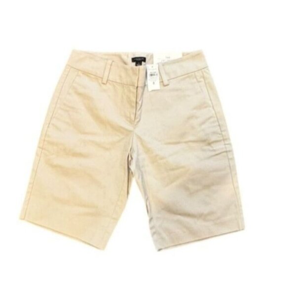 Ann Taylor Factory The 10" Short Tan Size 0 Stretch Twill NWT Khakis - Picture 1 of 7